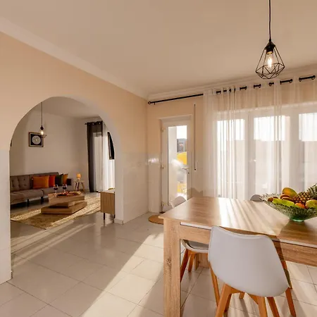 Ls House-a Passos Do Mar ヴィラ