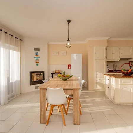 Ls House-a Passos Do Mar ヴィラ *