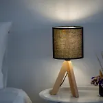 Ls House וילה אה דוס קונהאדוס