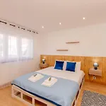 Ls House