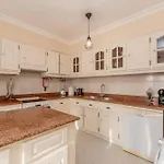 Villa Ls House *