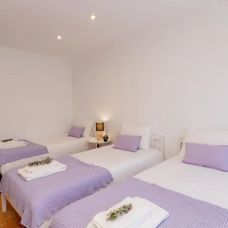 Вилла Ls House-a Passos Do Mar *