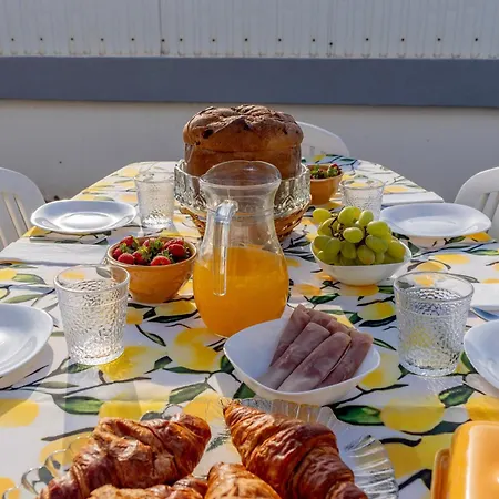 Ls House-a Passos Do Mar * А-душ-Куньядуш