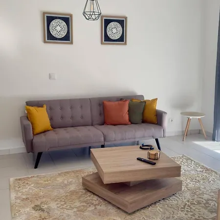 Villa Ls House